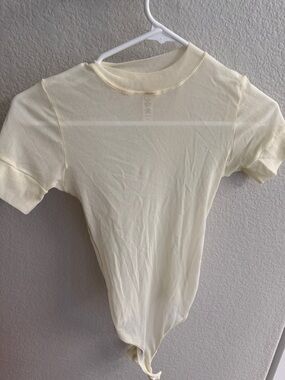 Skims mesh Cream Short Sleeve Bodysuit m